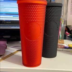 Red Starbucks cup only!!!